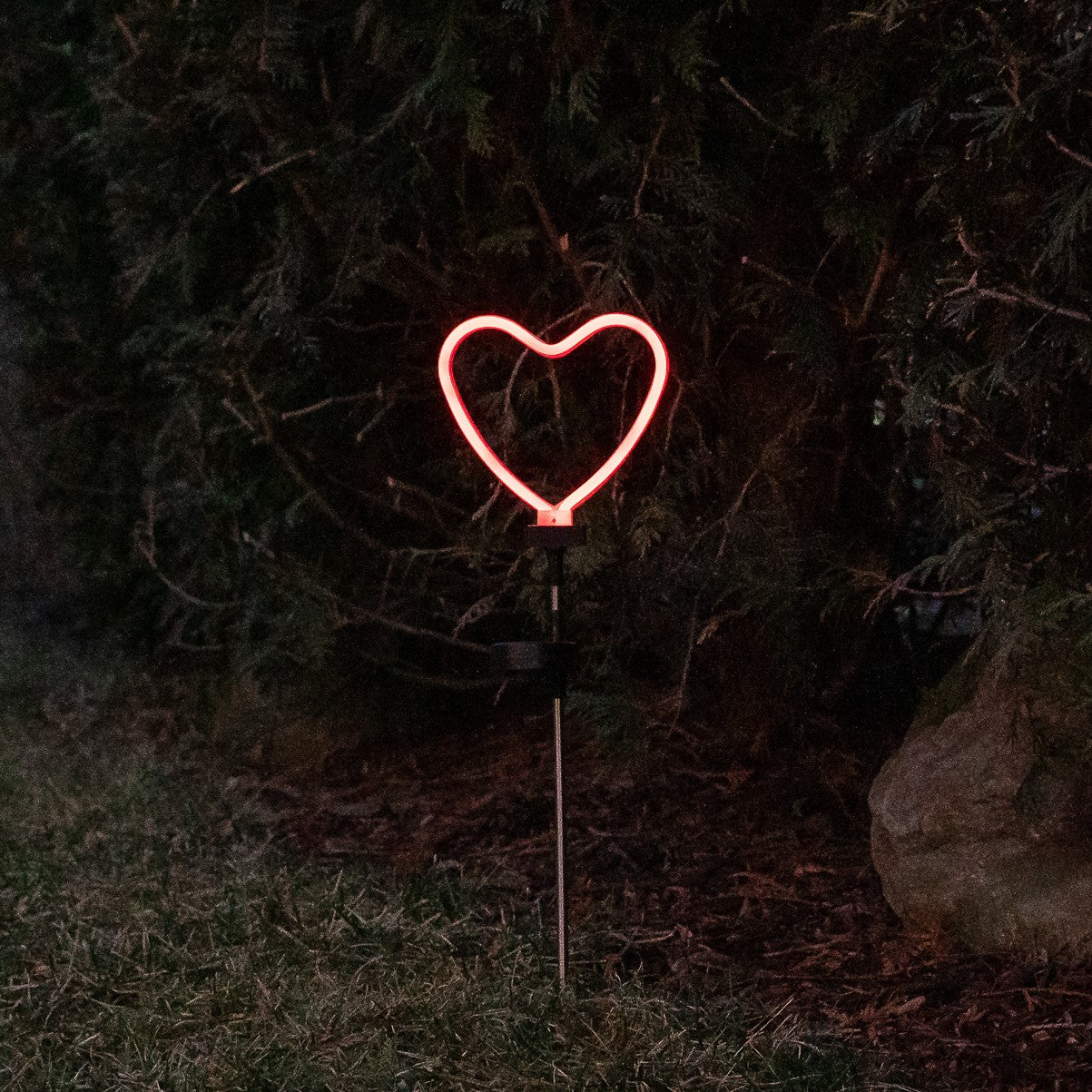 Solar LED Neon Heart Outdoor Garden Décor Stake Light - (1Pack or 2 Pack)