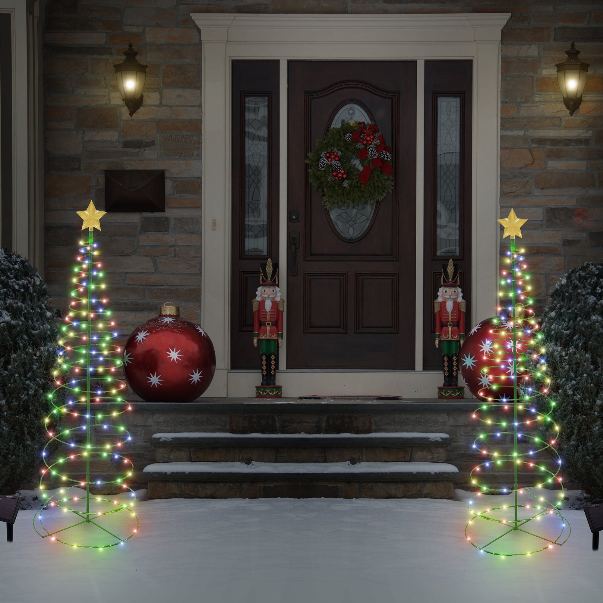 MERRYLITE - 4ft Tall Solar LED Metal Christmas Tree - Multicolor or Warm White